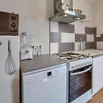 3 Bedroom Front In Holiday home Royan