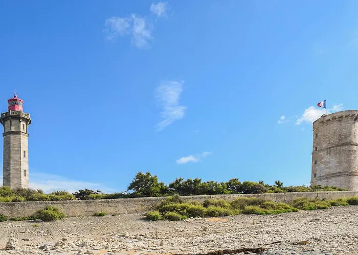 Pet Friendly In With Wifi Hébergement de vacances Royan